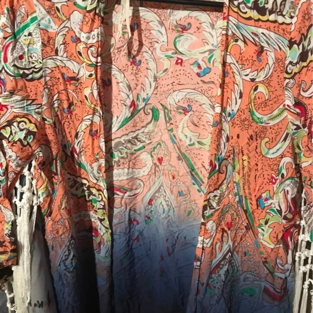 2 BKE kimonos from the Buckle size small